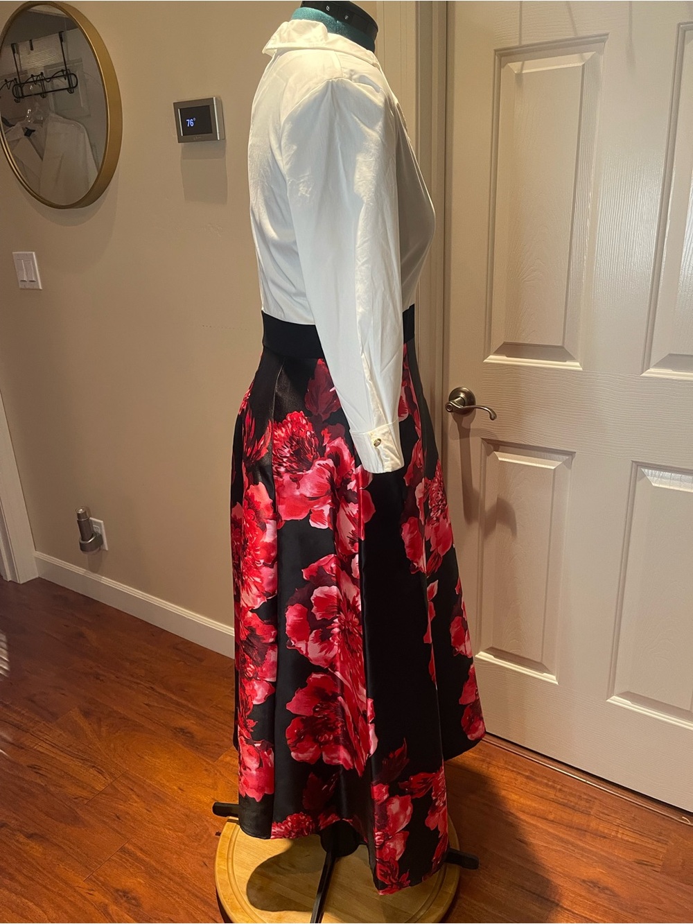 White Wrap Bodice Maxi Dress with Red Floral Black Skirt NWT - Picture 10 of 16